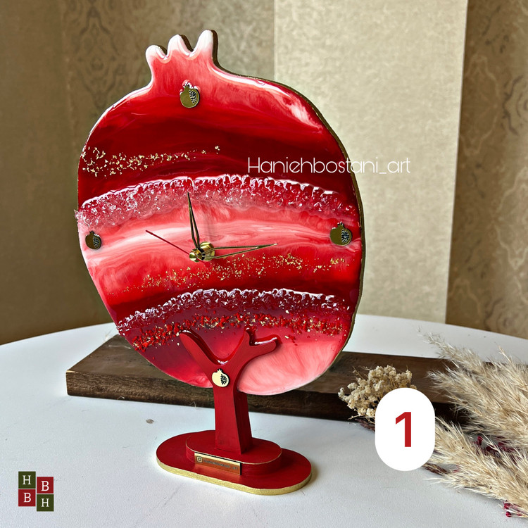ساعت رومیزی رزینی طرح انار