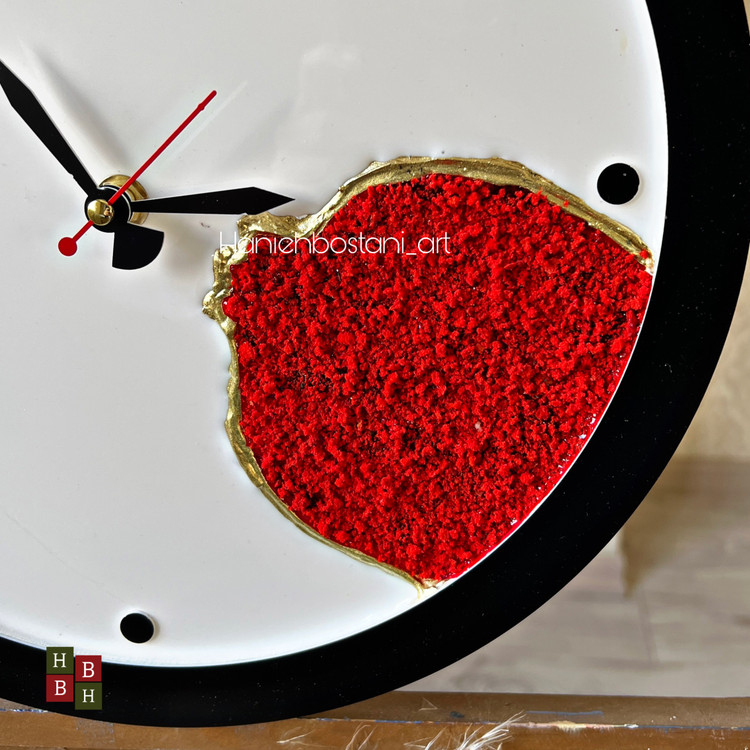 ساعت دیواری رزینی طرح انار