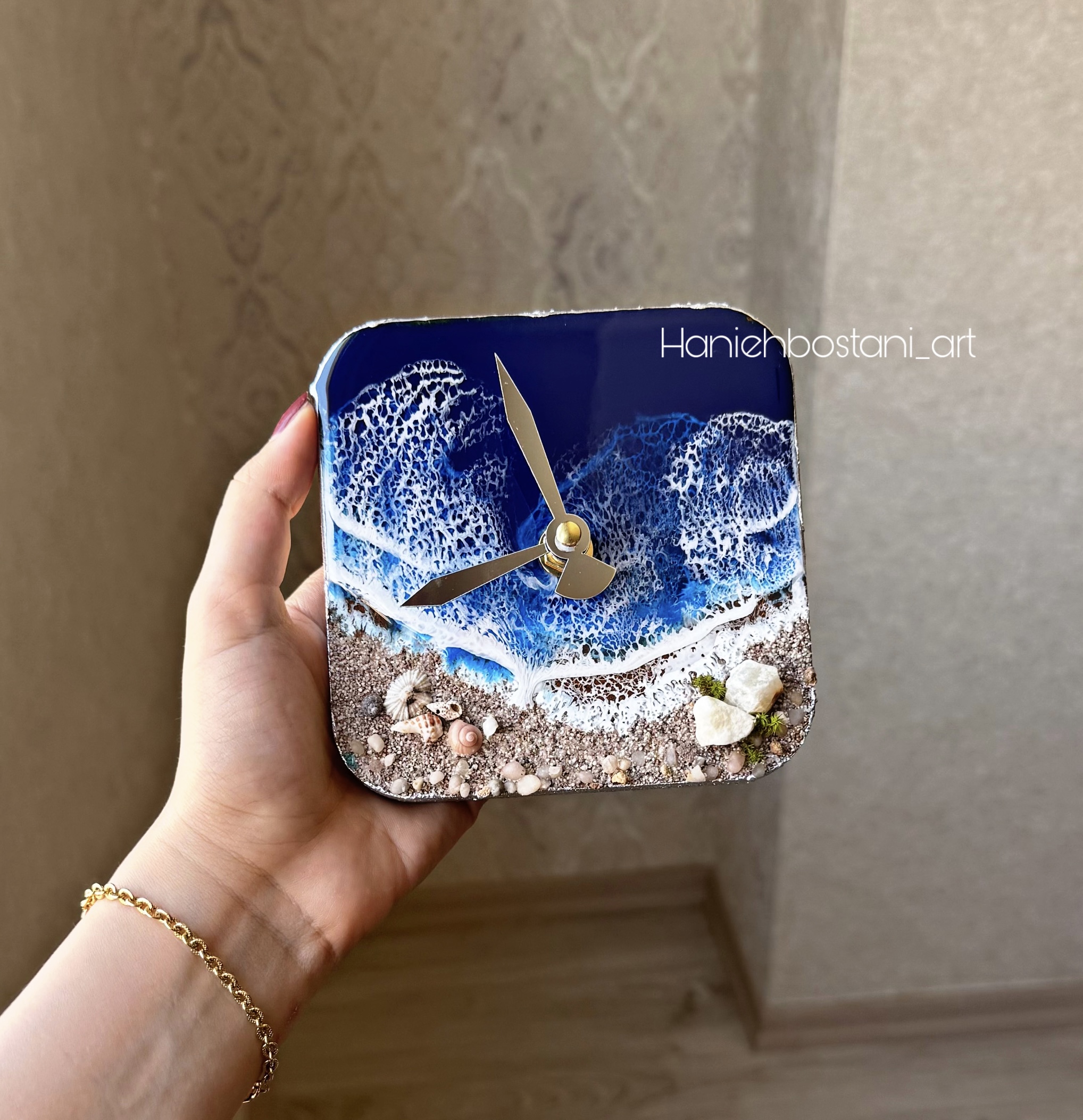 ساعت رومیزی رزینی طرح دریا